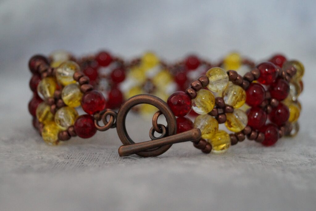 Женский браслет Пламенная Лилия