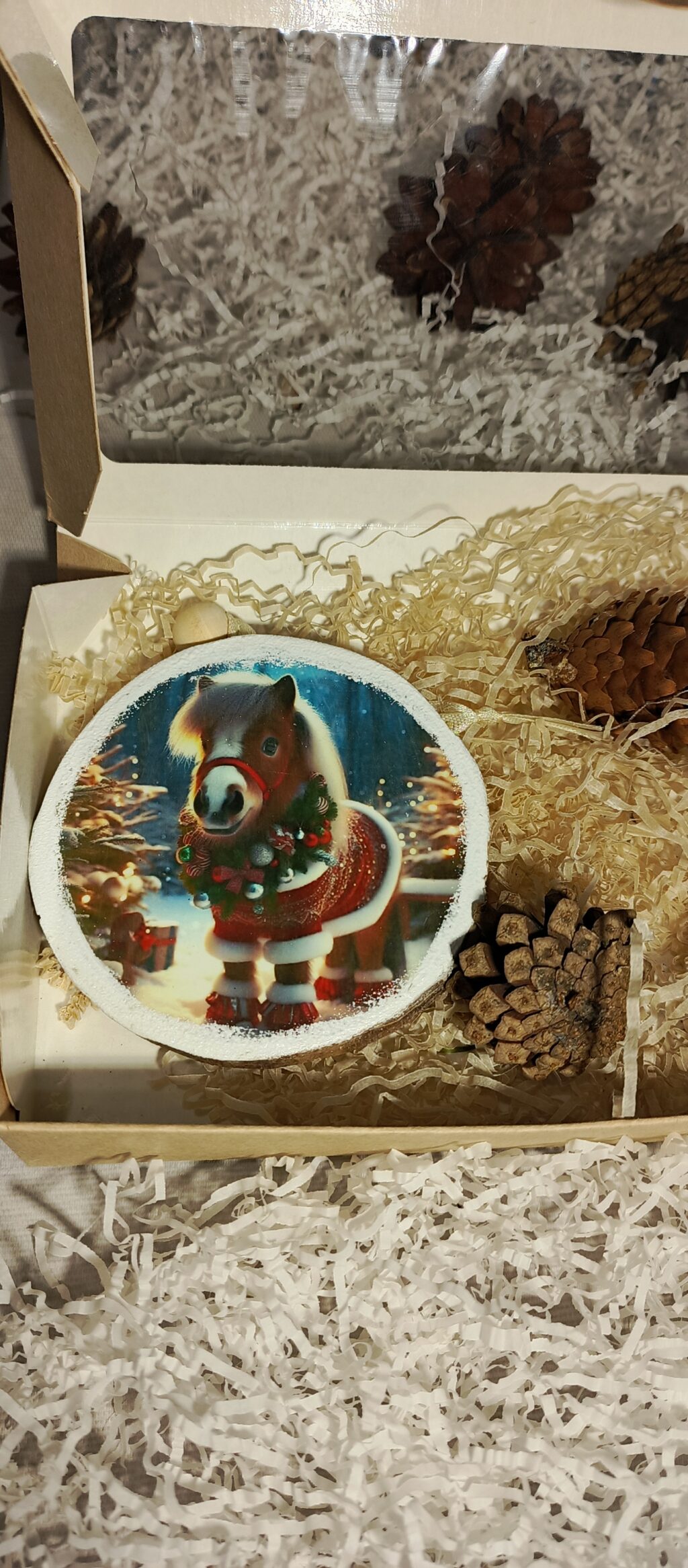 Подвесы новогодние лошадки.