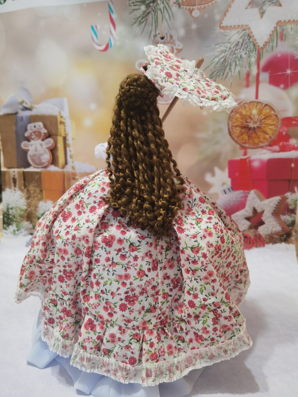 Корейская кукла ручной работы