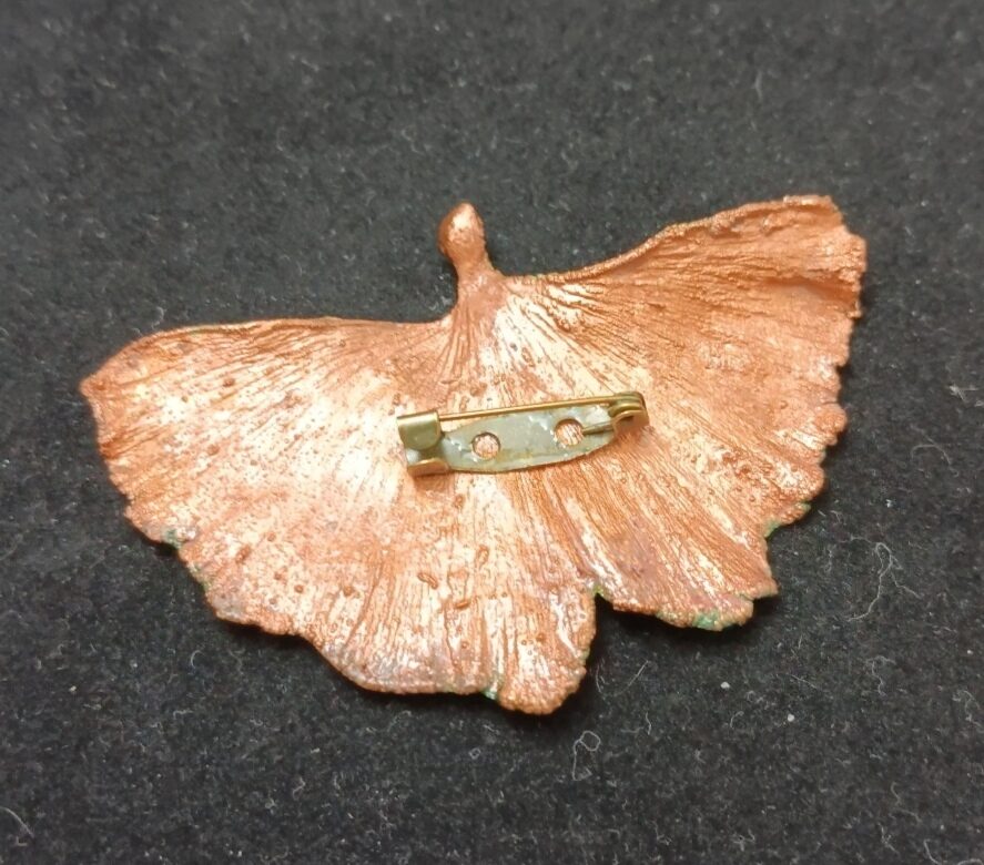 Бабочка брошь