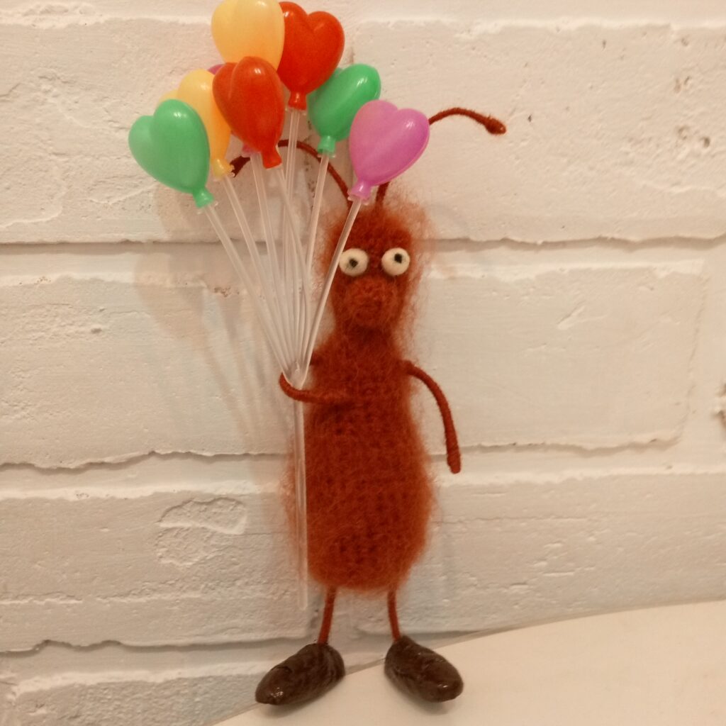 Таракаш с сердечками