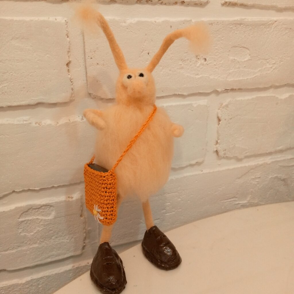 Таракаш с ноутбуком