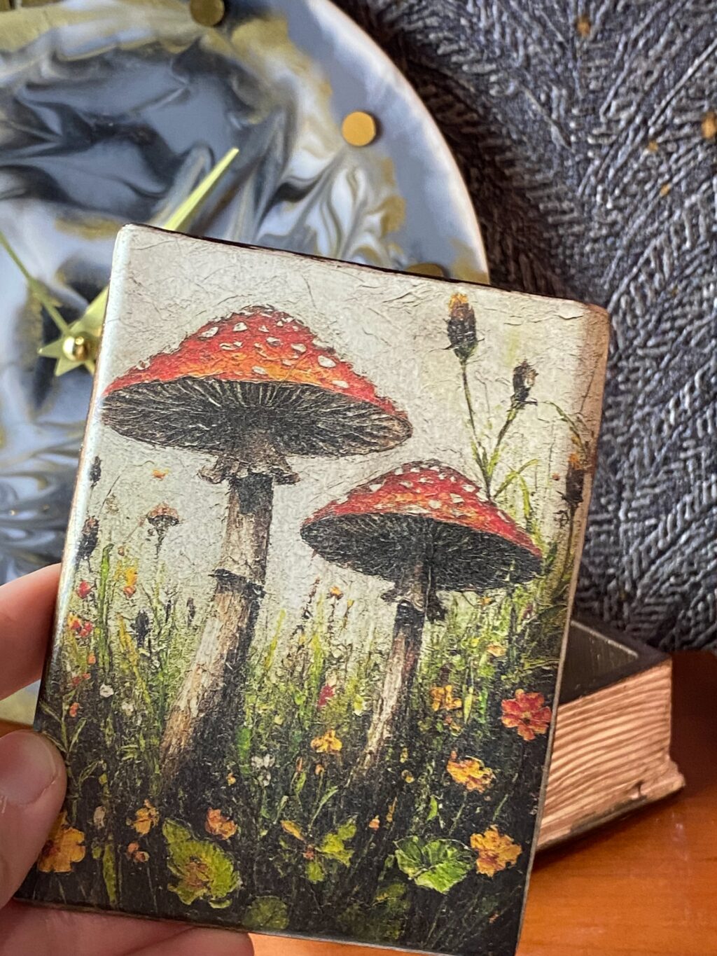 Шкатулка Мухоморы