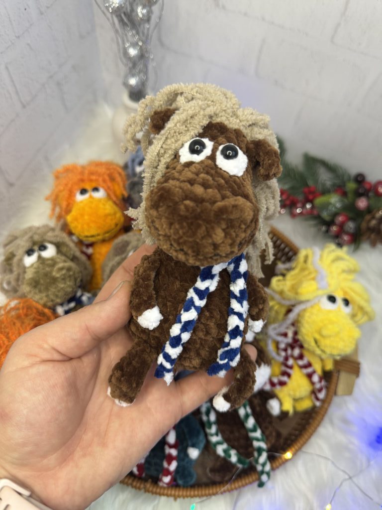 Вязаная лошадка