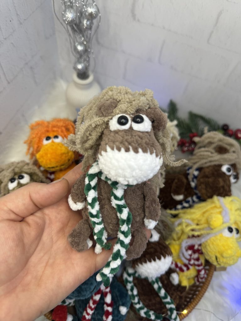 Вязаная лошадка