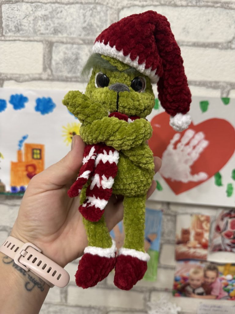 Гринч вязаный