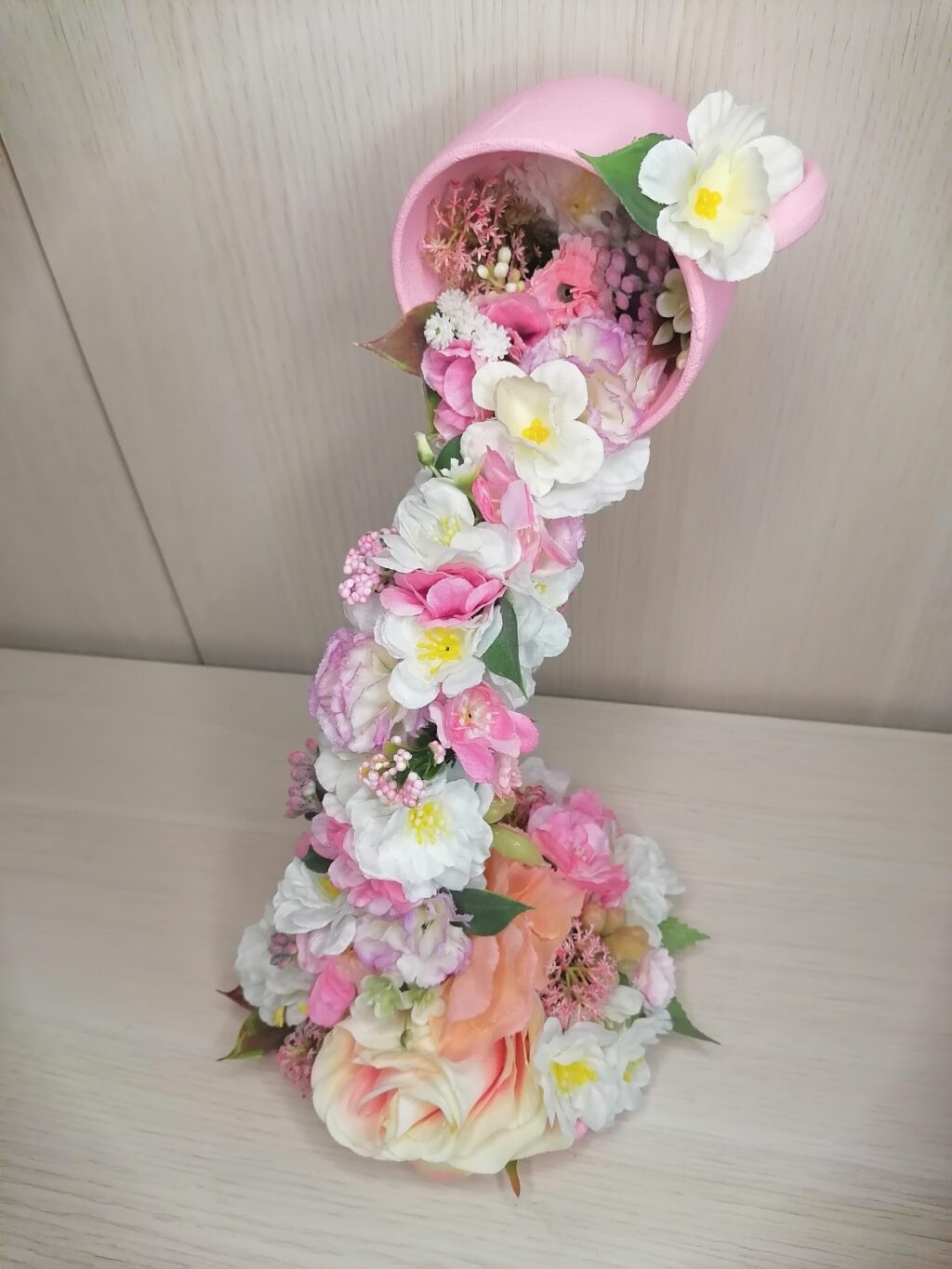 Парящая чашка