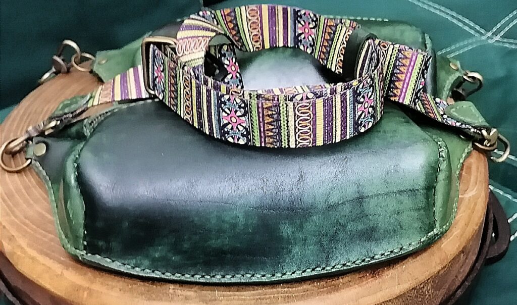 Изумрудная бананка