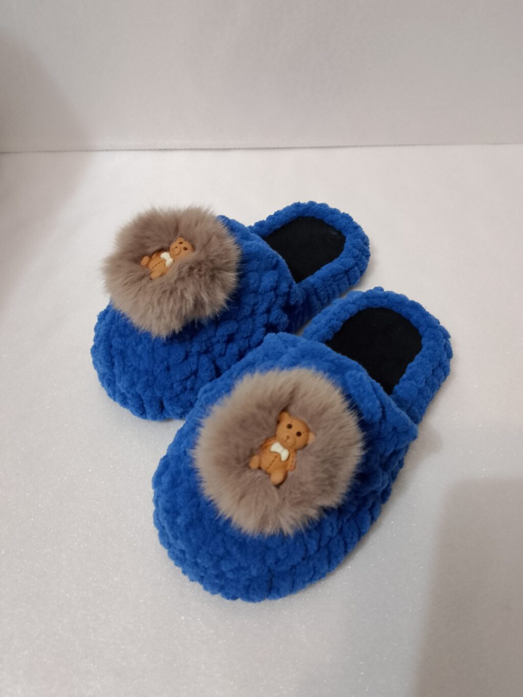 Тапки шлепанцы