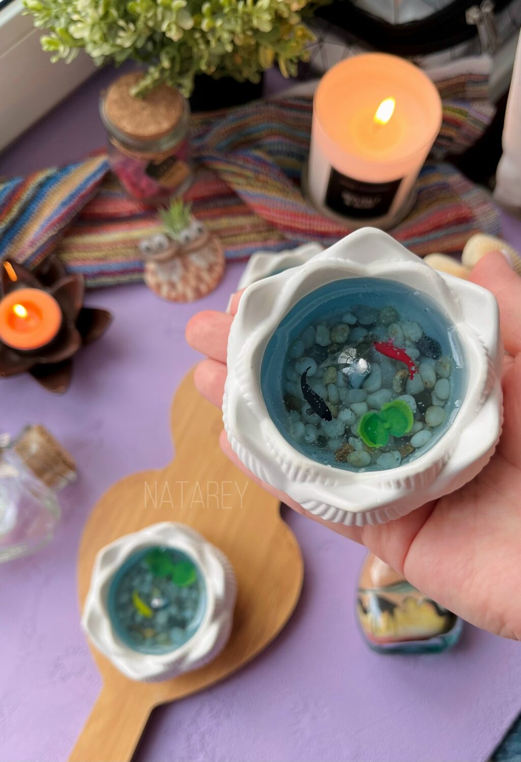 Свеча «Лотос и рыбки Кои»