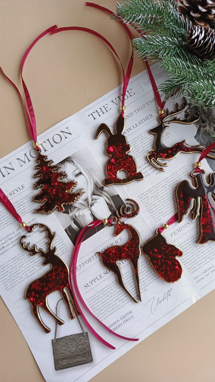 Новогодние игрушки