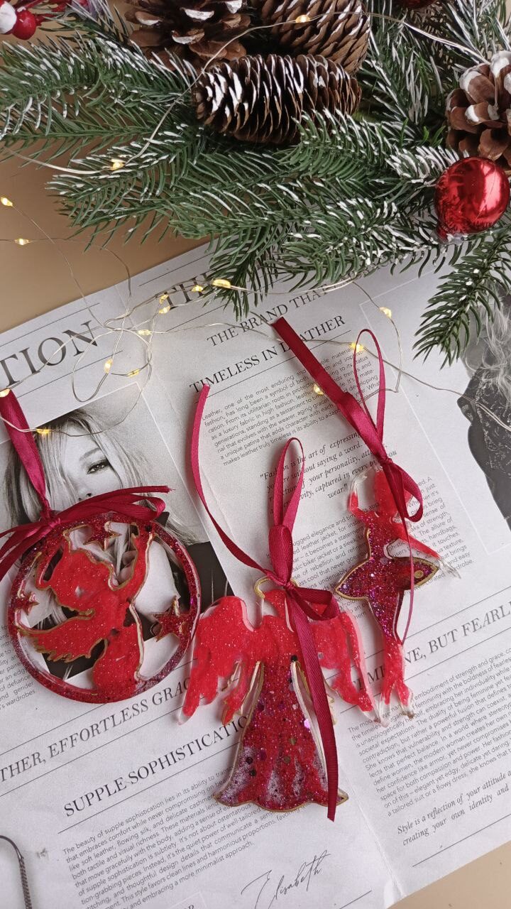 Новогодние игрушки