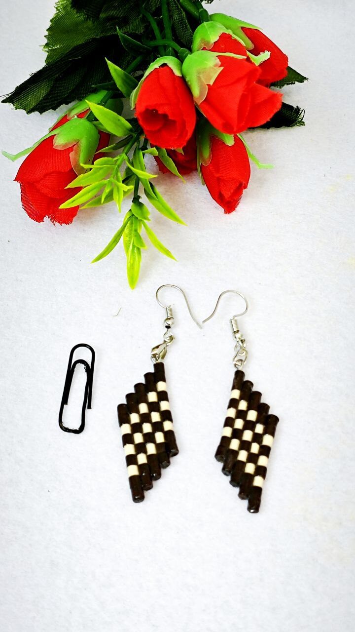 Серьги ромбы квиллинг.