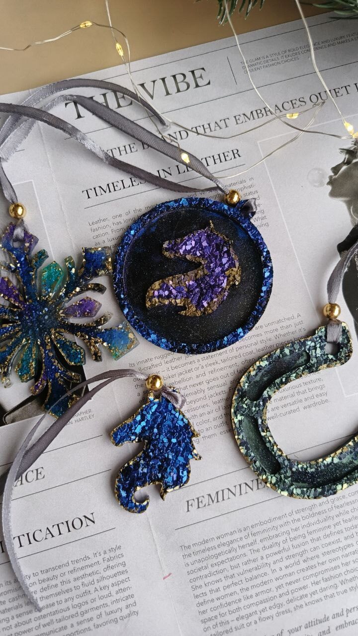 Новогодние игрушки