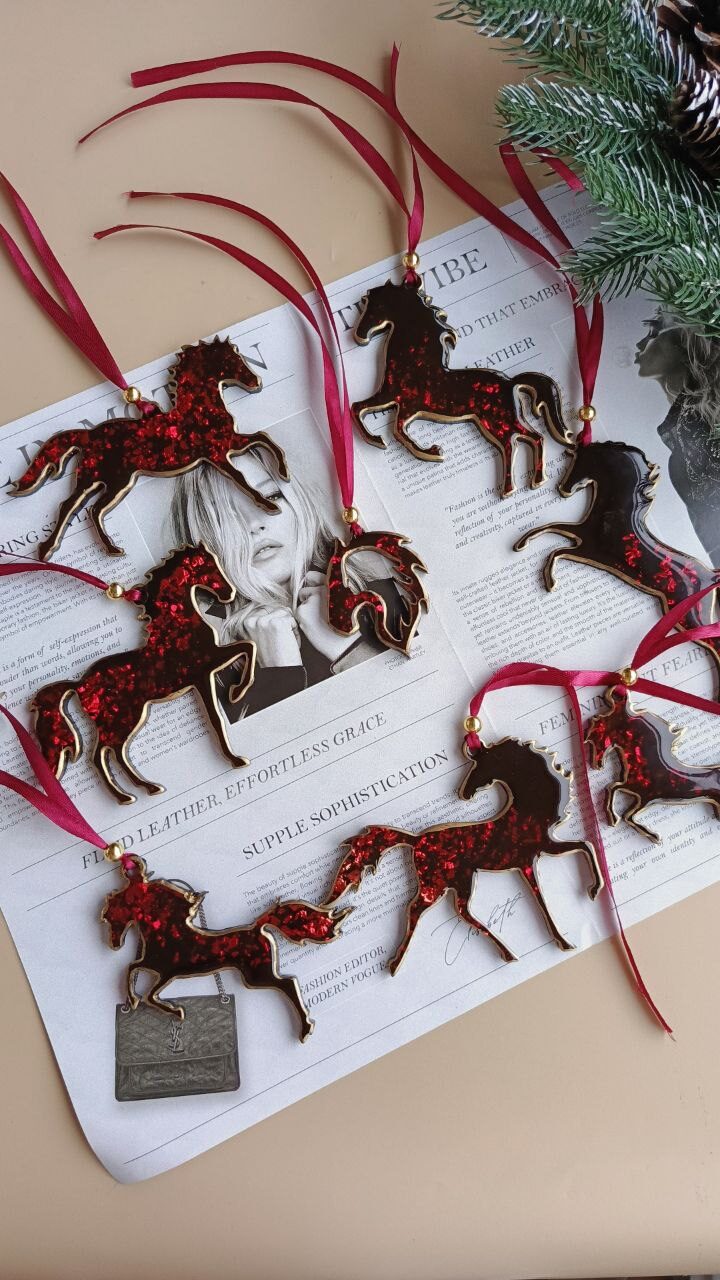 Новогодние игрушки