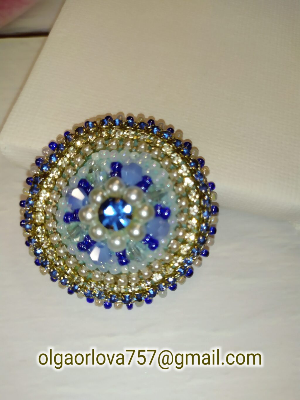 Брошь круглая голубая