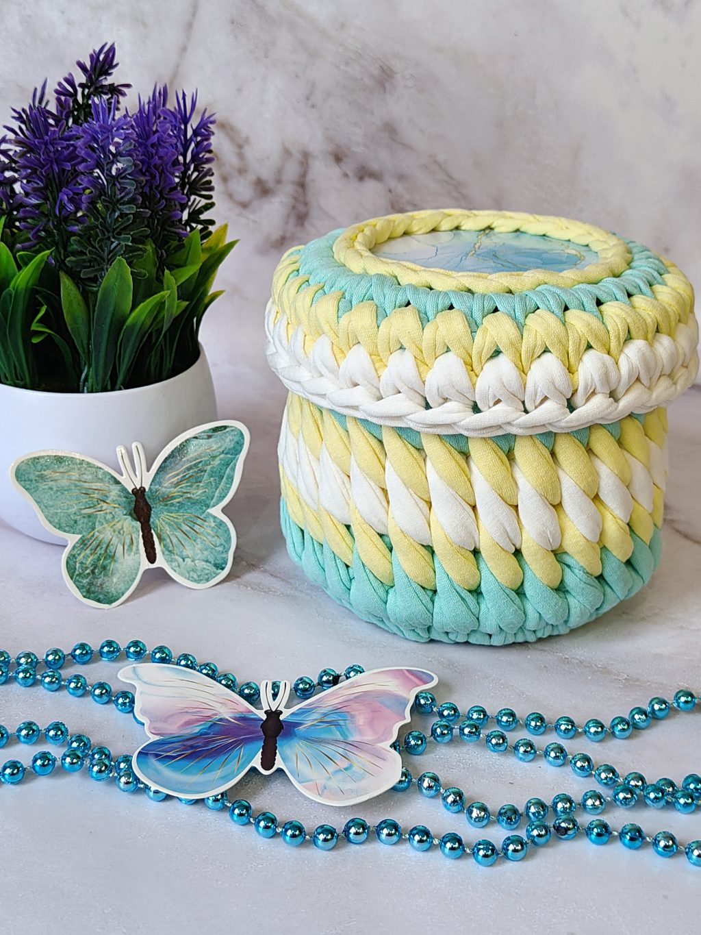 Шкатулка из трикотажной пряжи «Аквамарин»