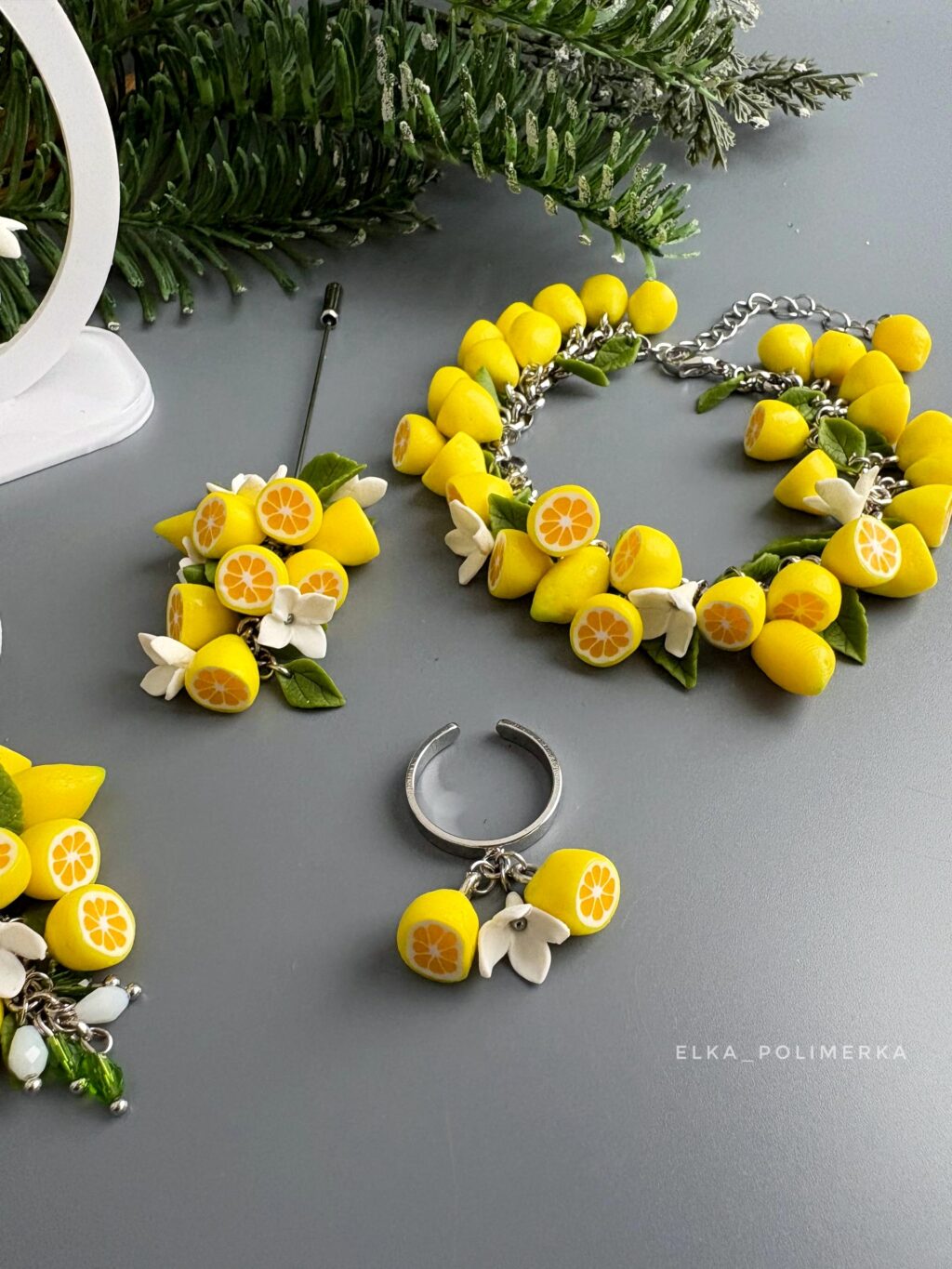 Набор украшений с лимонами из полимерной глины