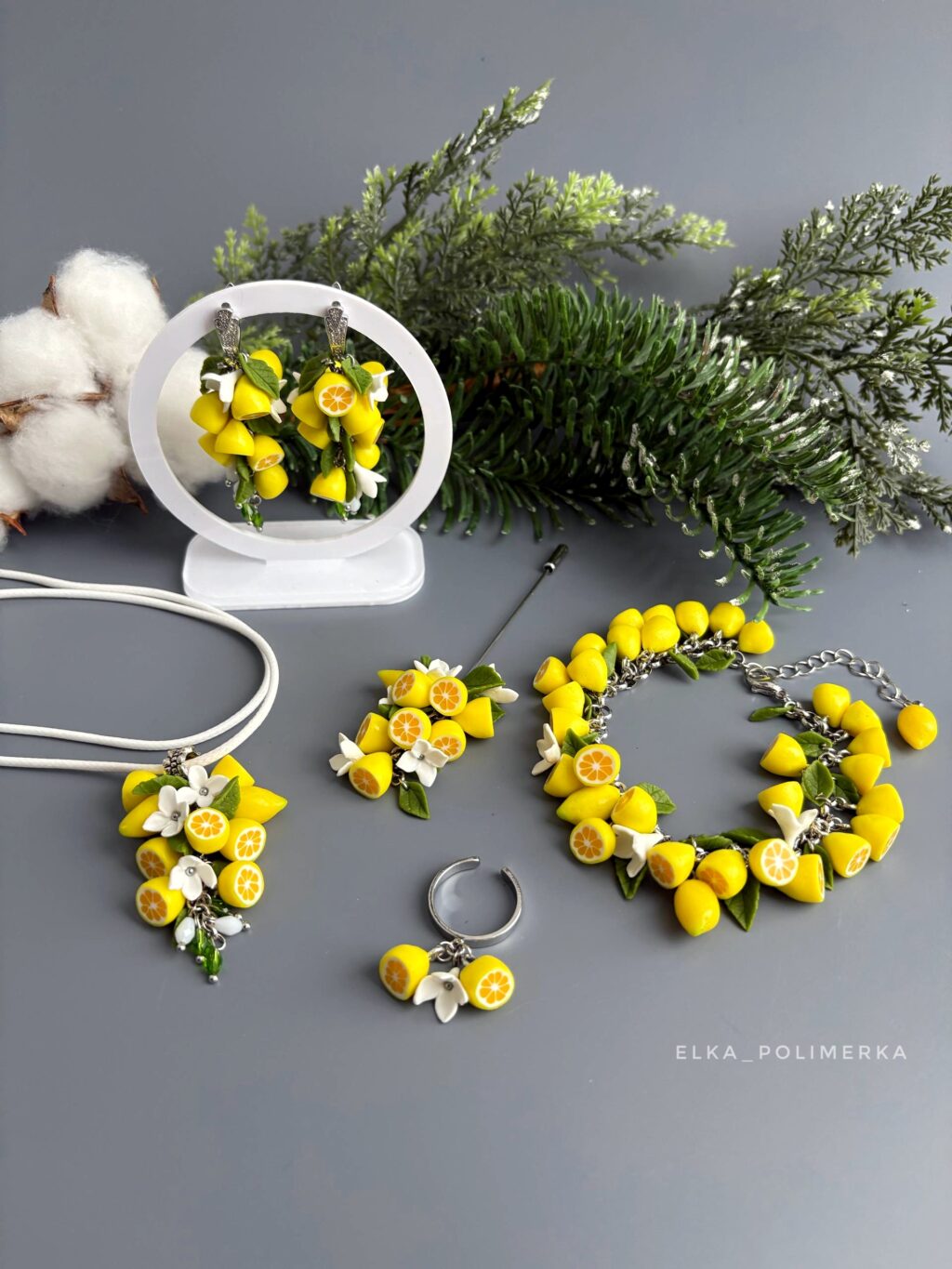 Набор украшений с лимонами из полимерной глины