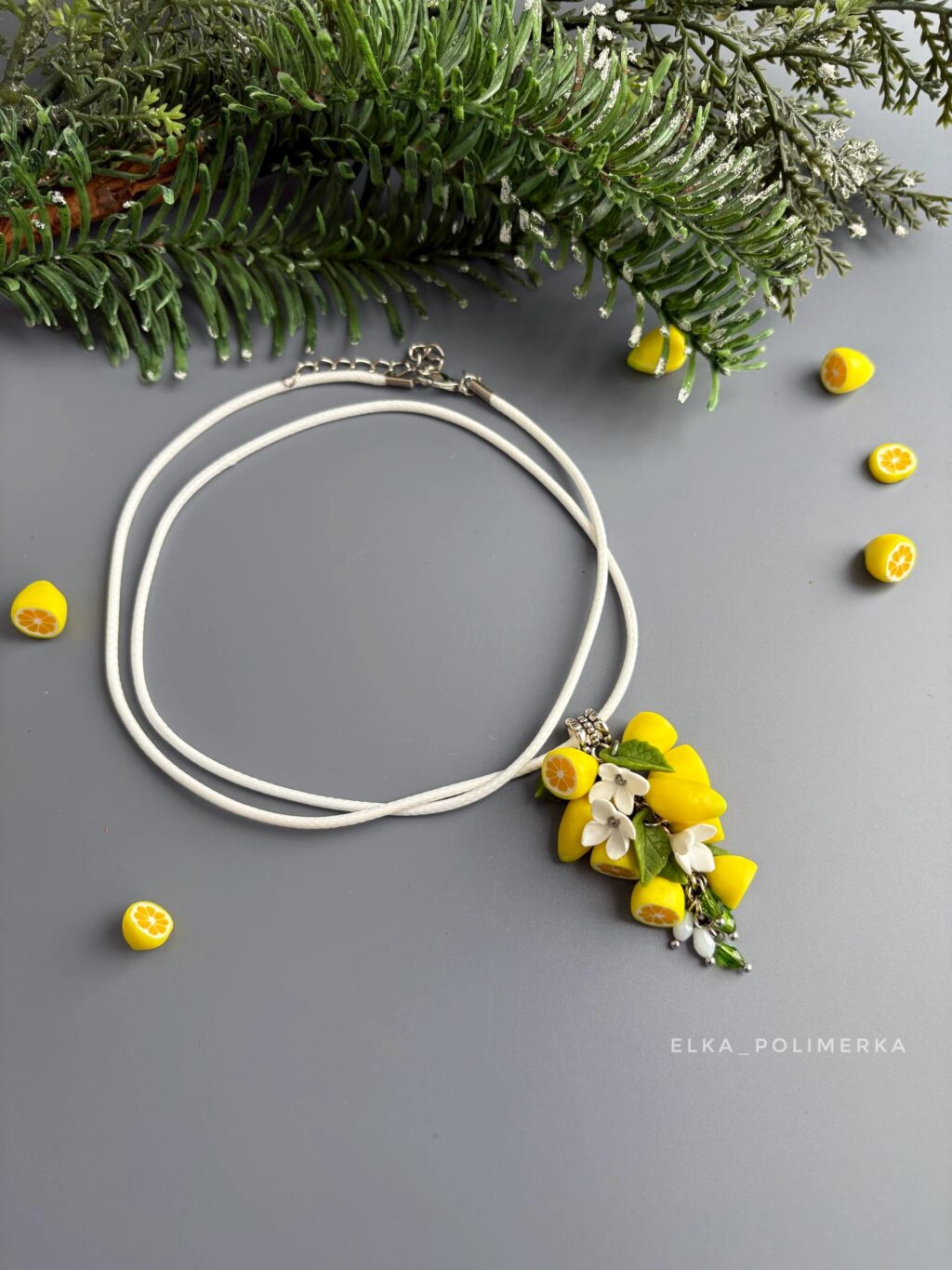 Набор украшений с лимонами из полимерной глины