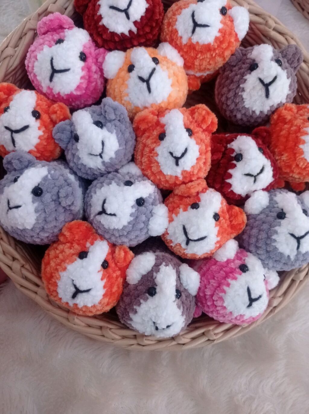 Мини хомячок