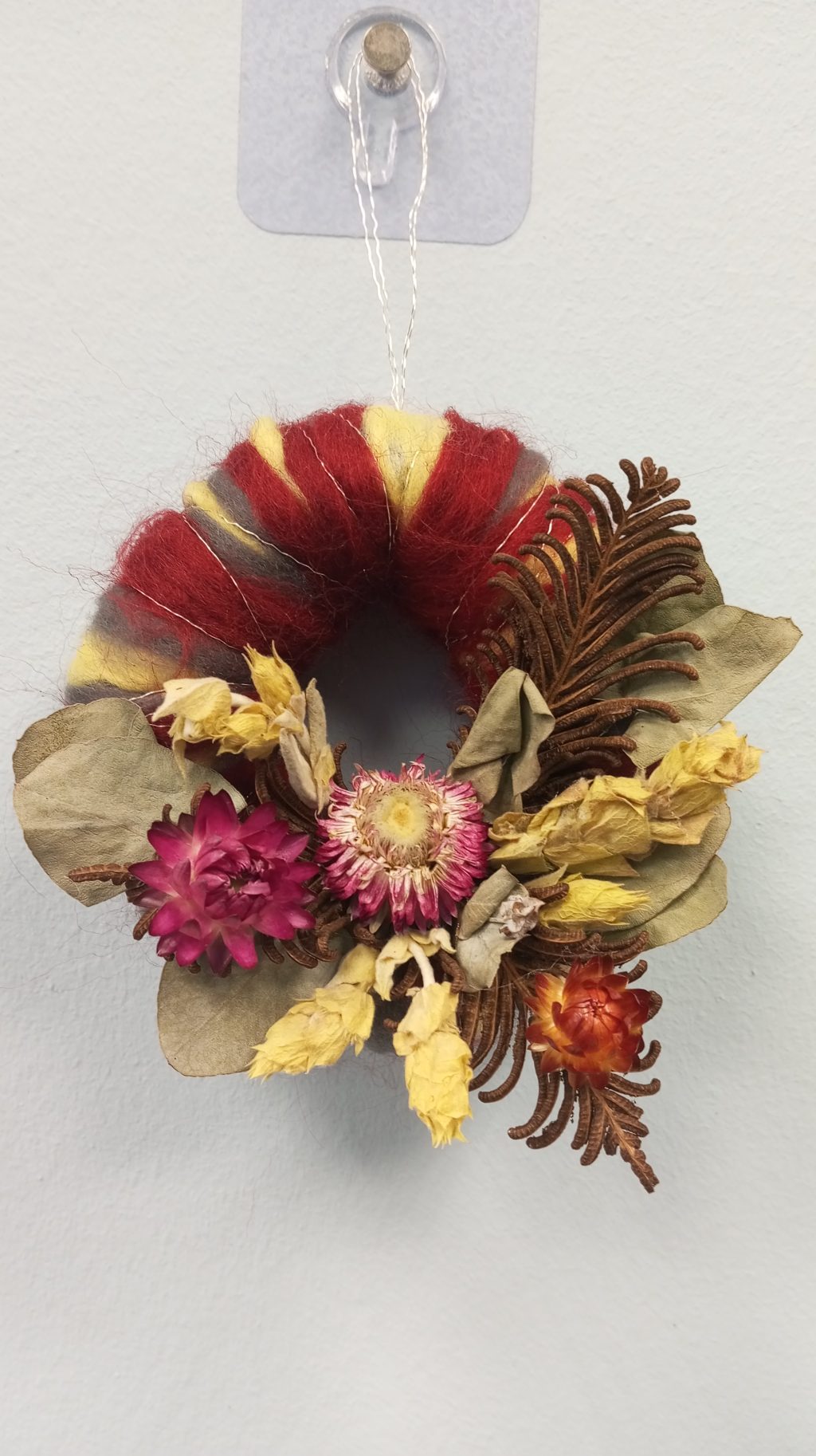 Венки интерьерные из войлока