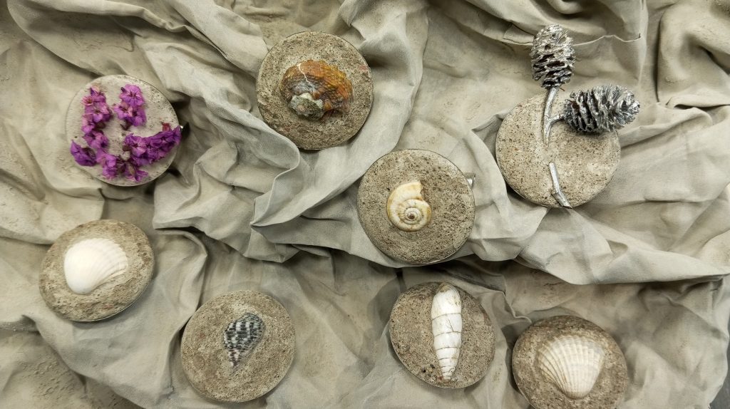 Уникальные бетонные значки с ракушками! Эксклюзивный handmade-аксессуар