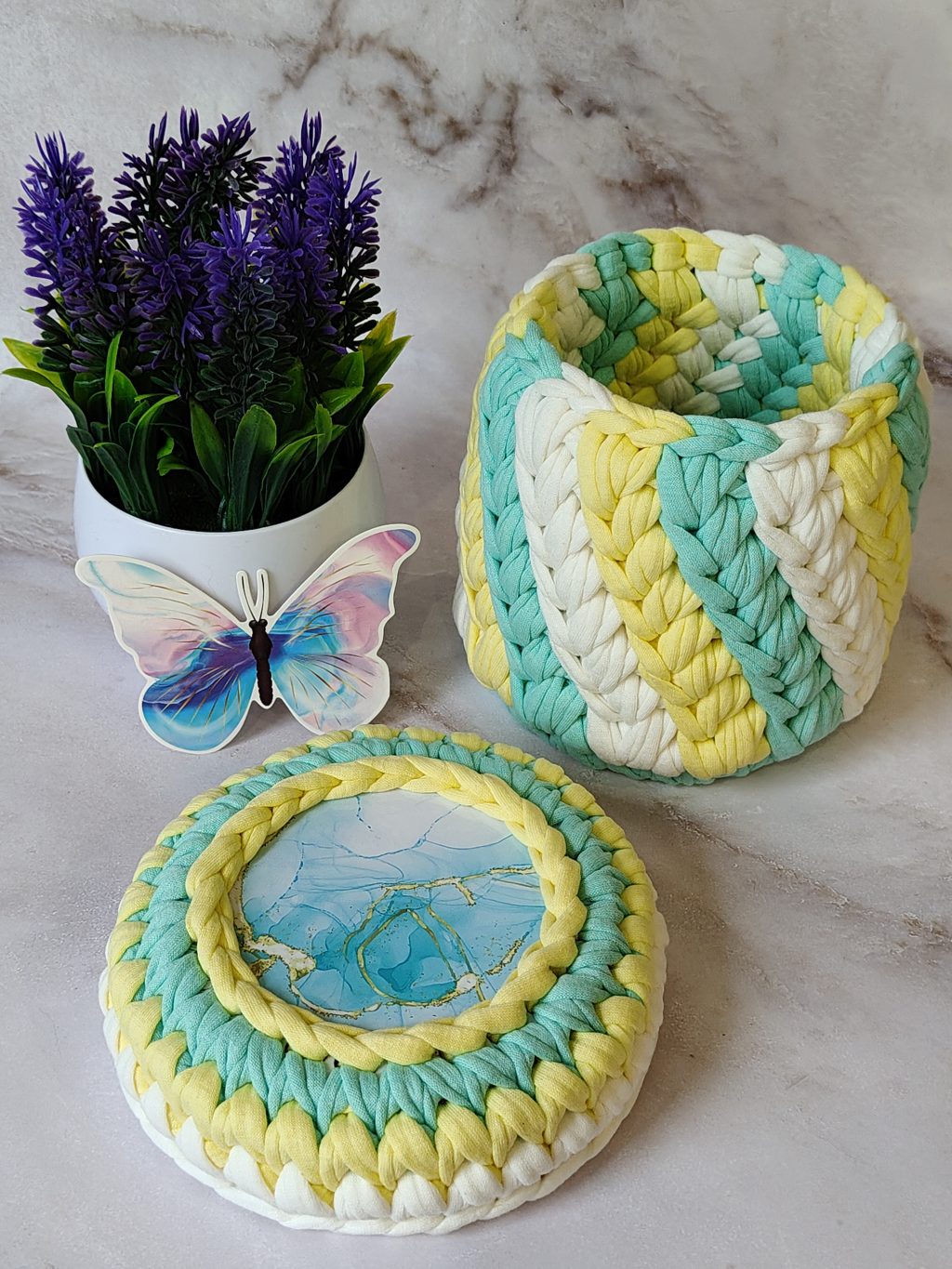 Шкатулка из трикотажной пряжи «Аквамарин»