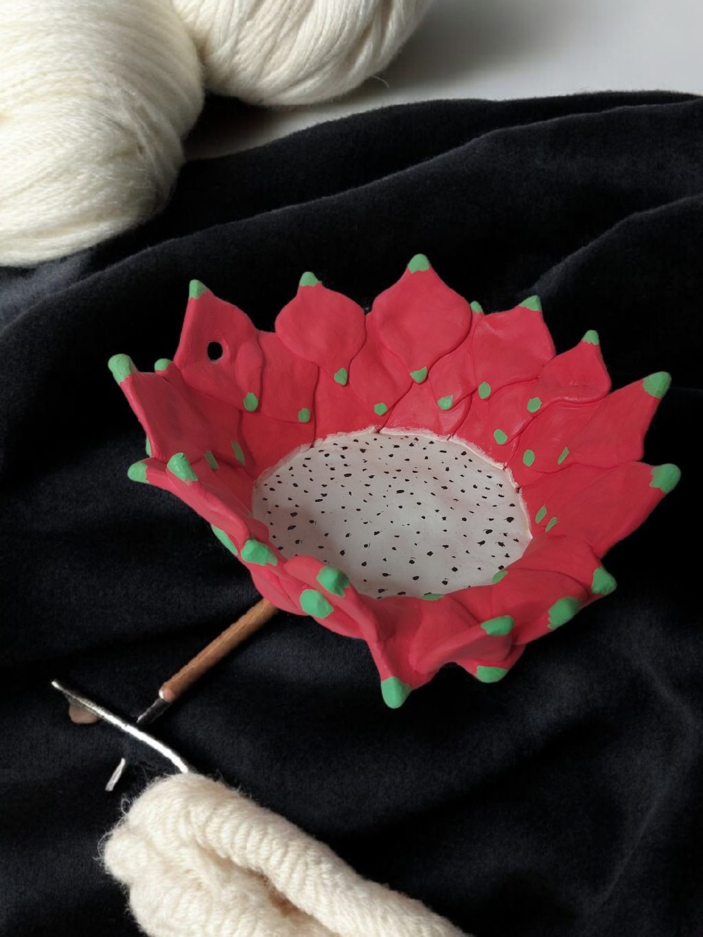 Кашпо для пряжи питахайя