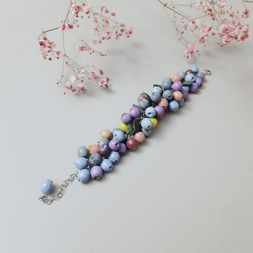 Браслет Голубика