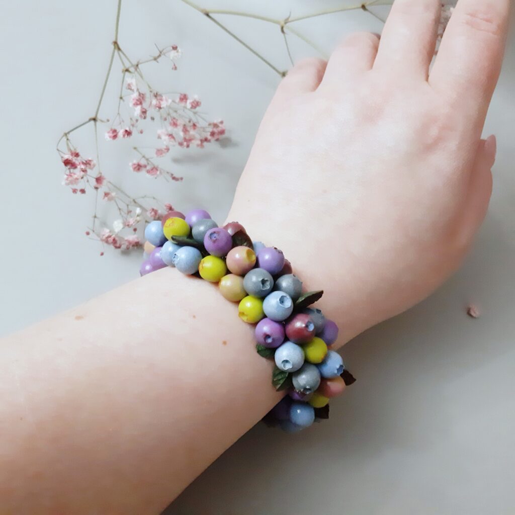 Браслет Голубика