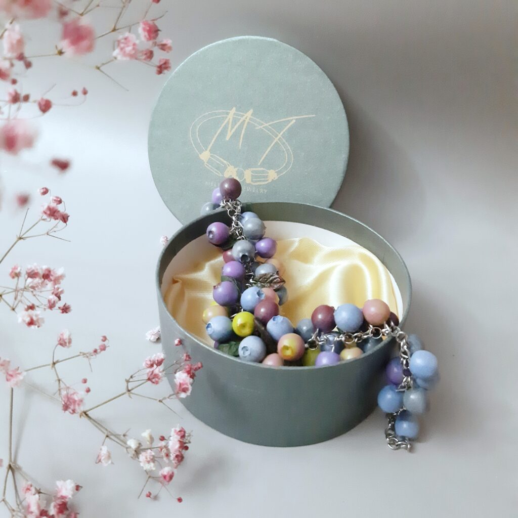 Браслет Голубика