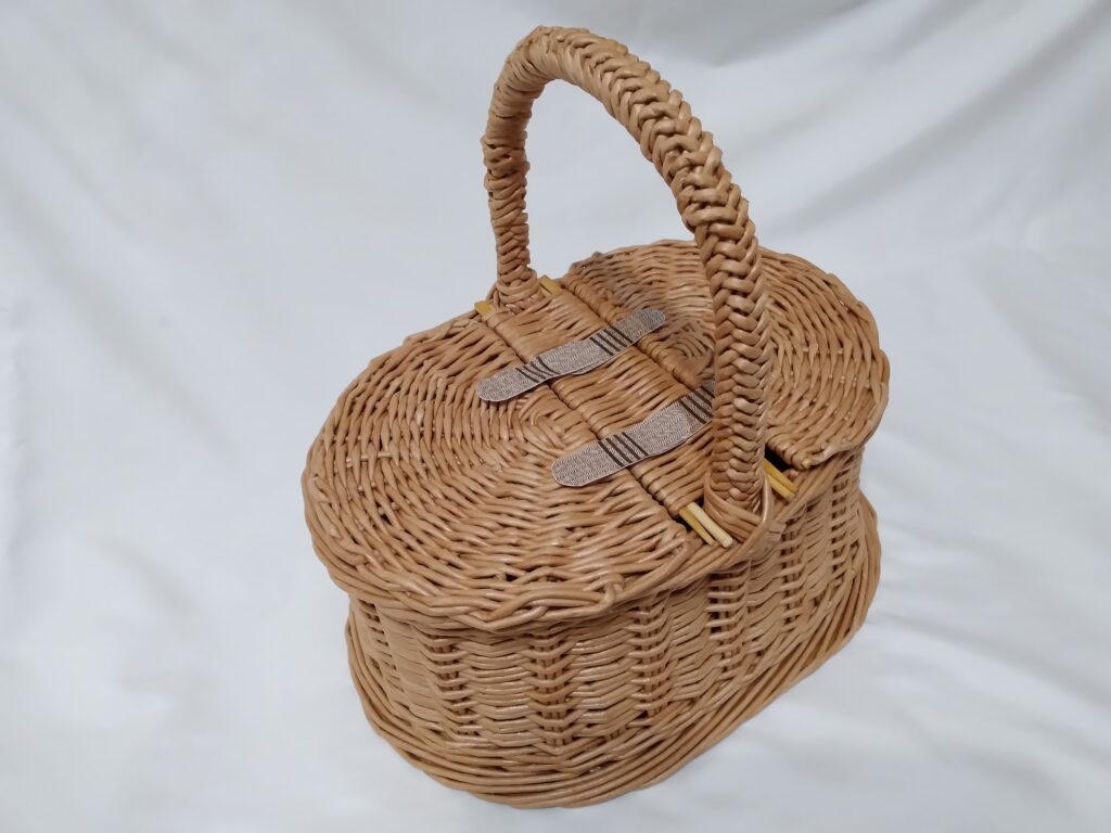 Плетеные грибные, пикниковые, цветочные и подарочные корзины