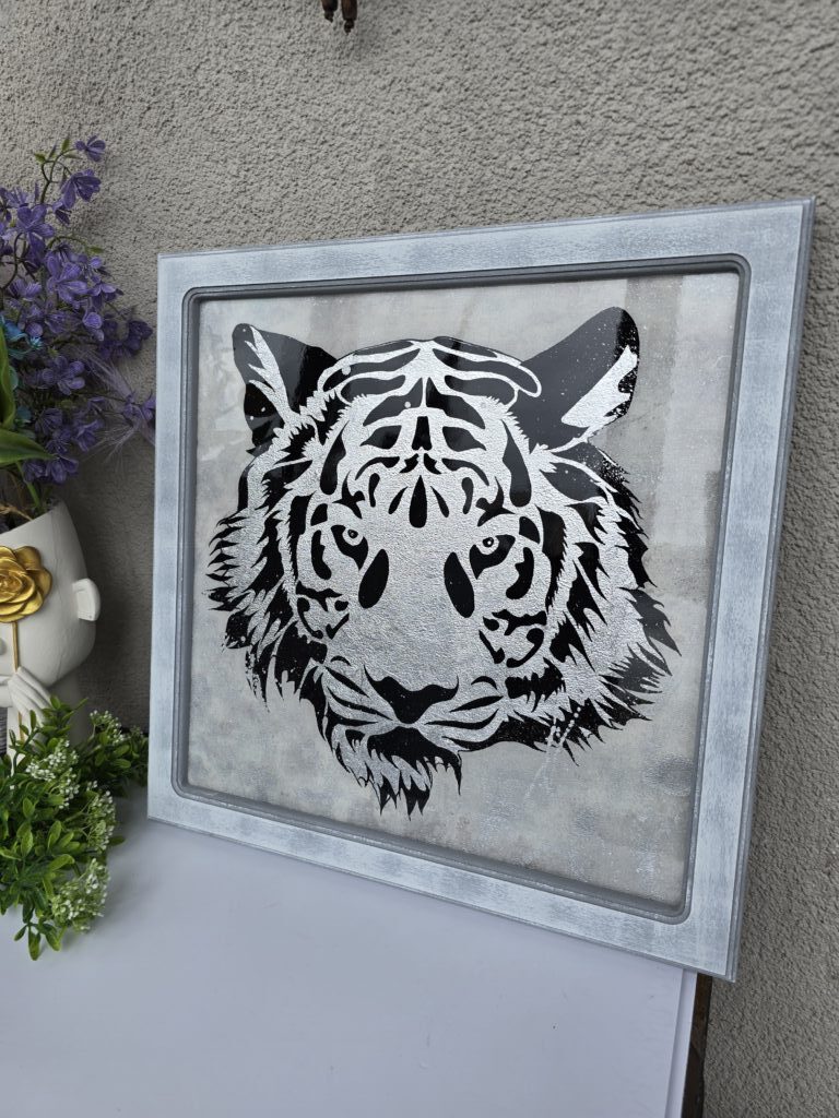 Картина «Тигр» из смолы 50*50см