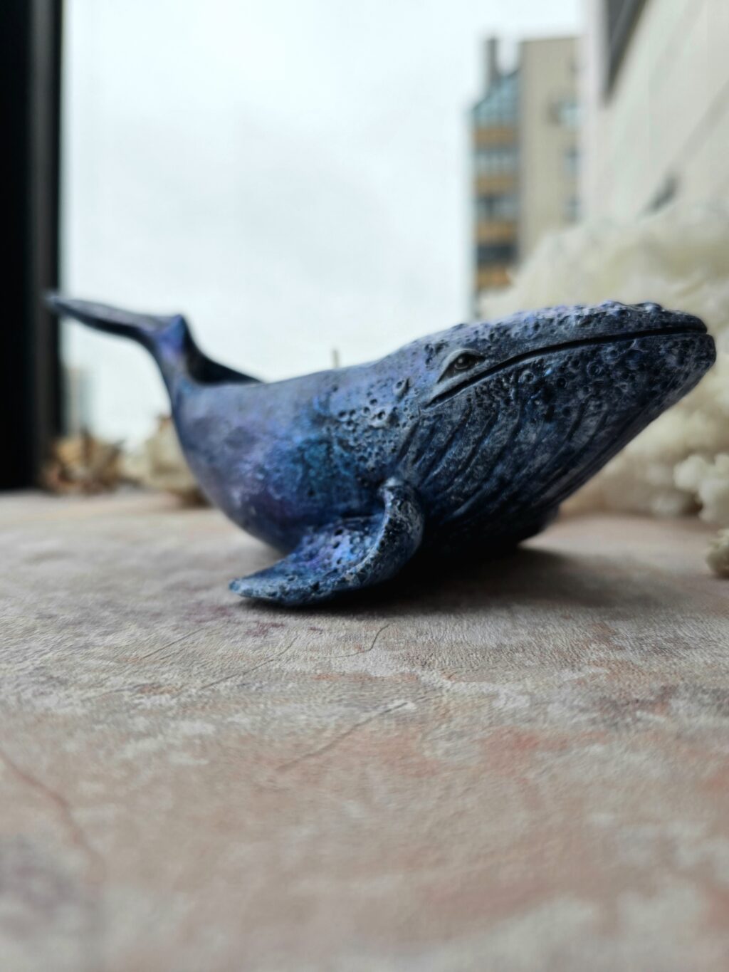 Свеча Синий кит интерьерная