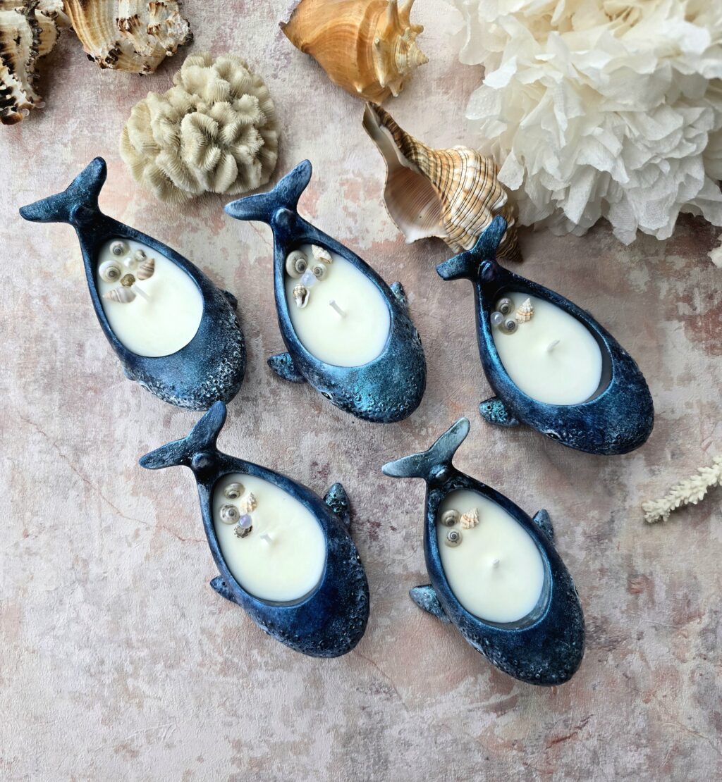 Свеча Малый кит интерьерная