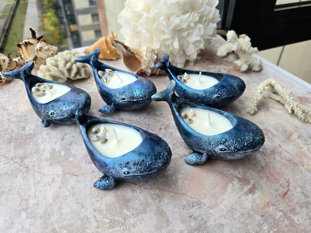 Свеча Малый кит интерьерная