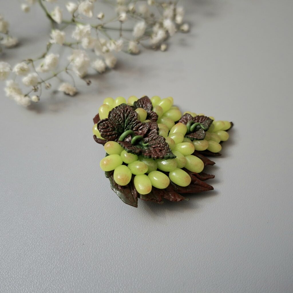 Брошь-булавка Гроздь винограда