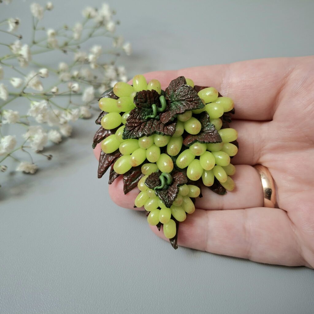 Брошь-булавка Гроздь винограда