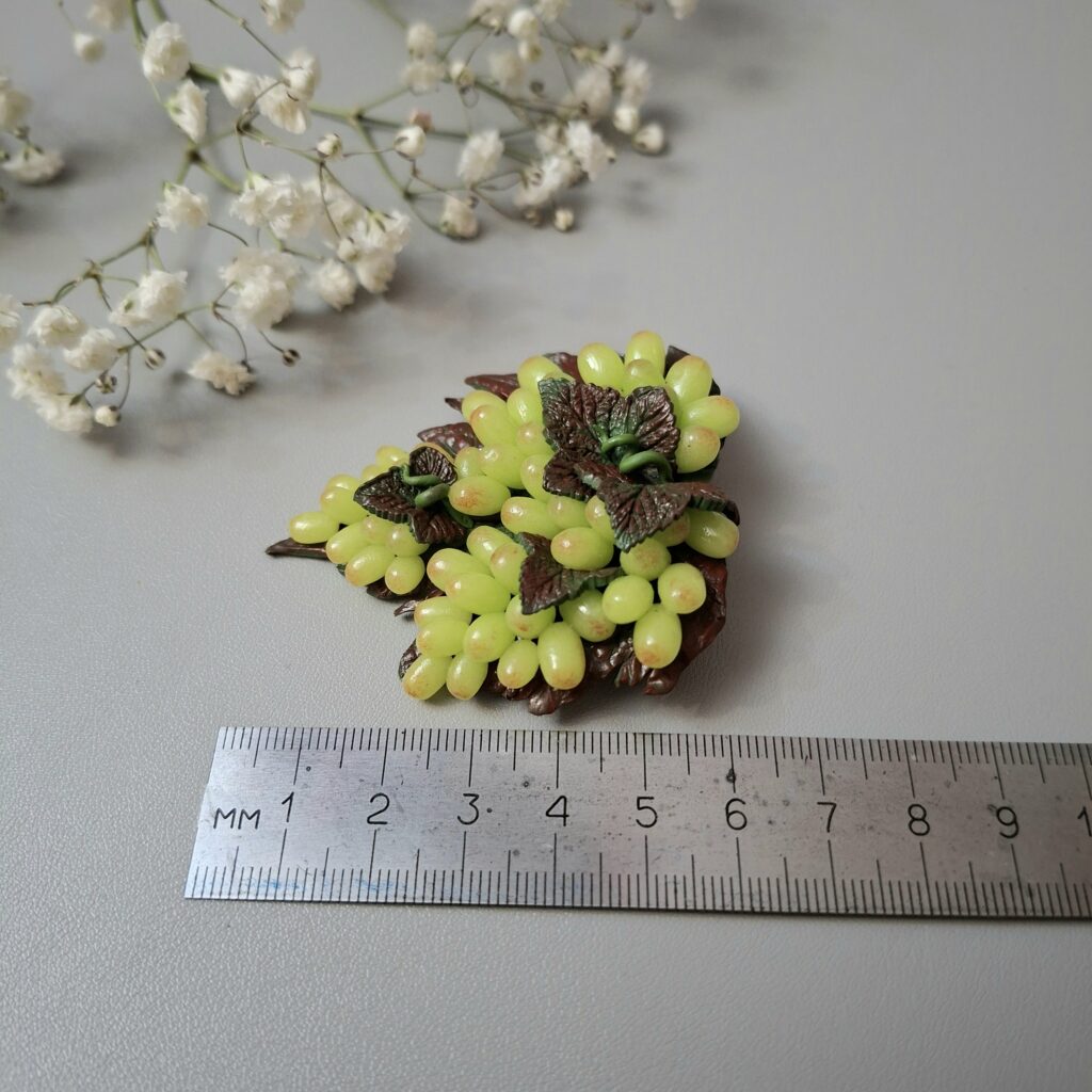 Брошь-булавка Гроздь винограда