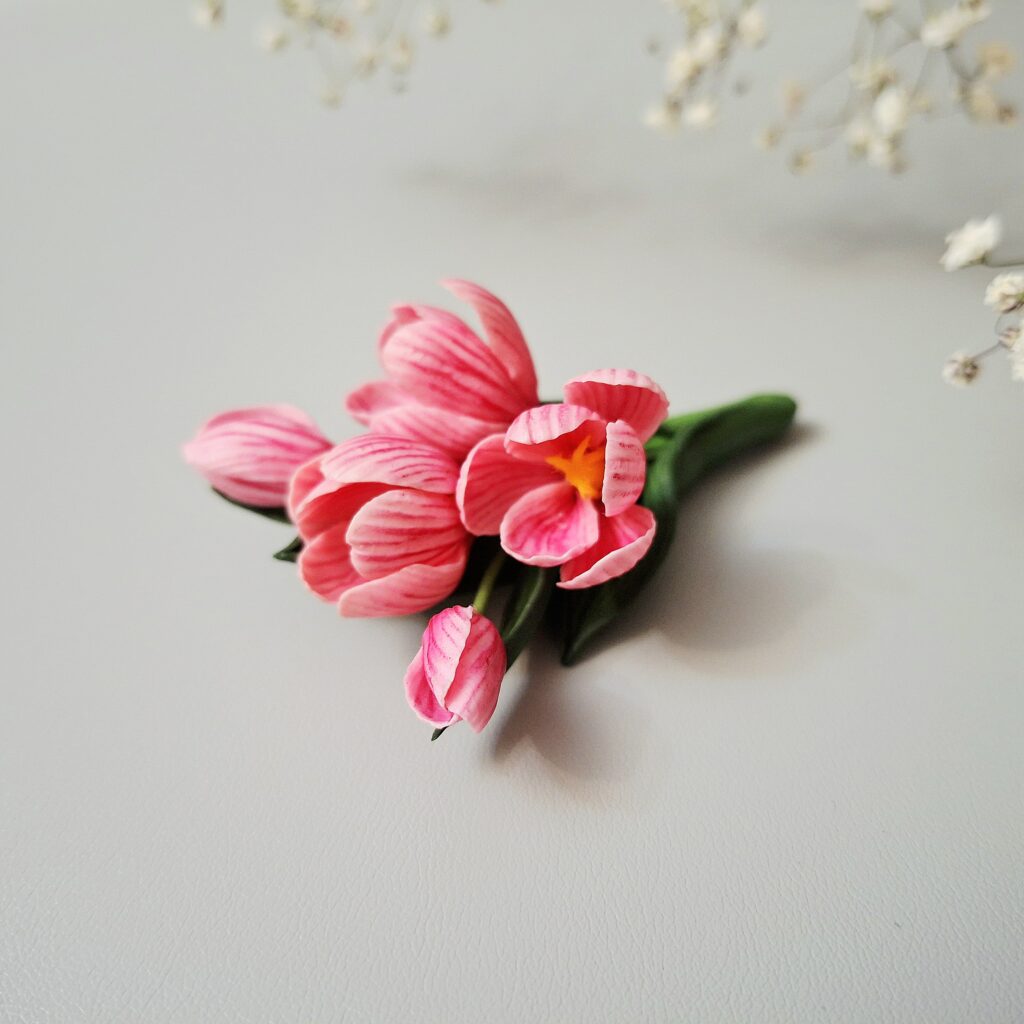 Брошь Весенние крокусы