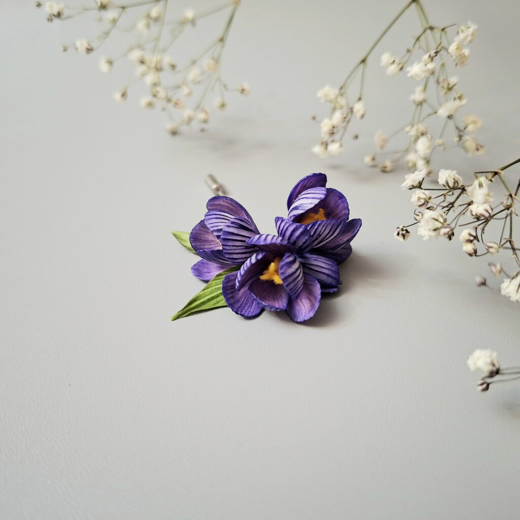 Брошь-игла Крокусы