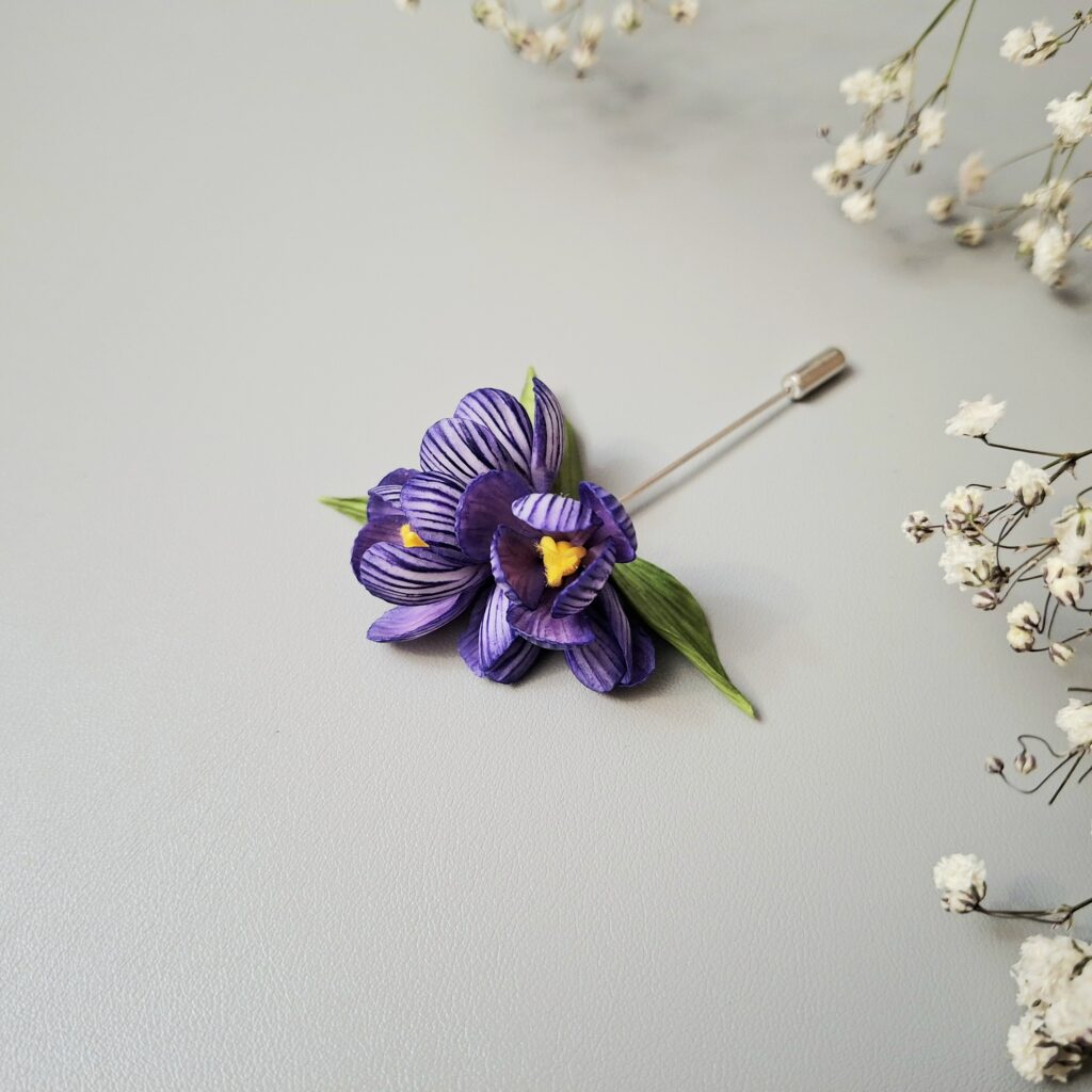 Брошь-игла Крокусы