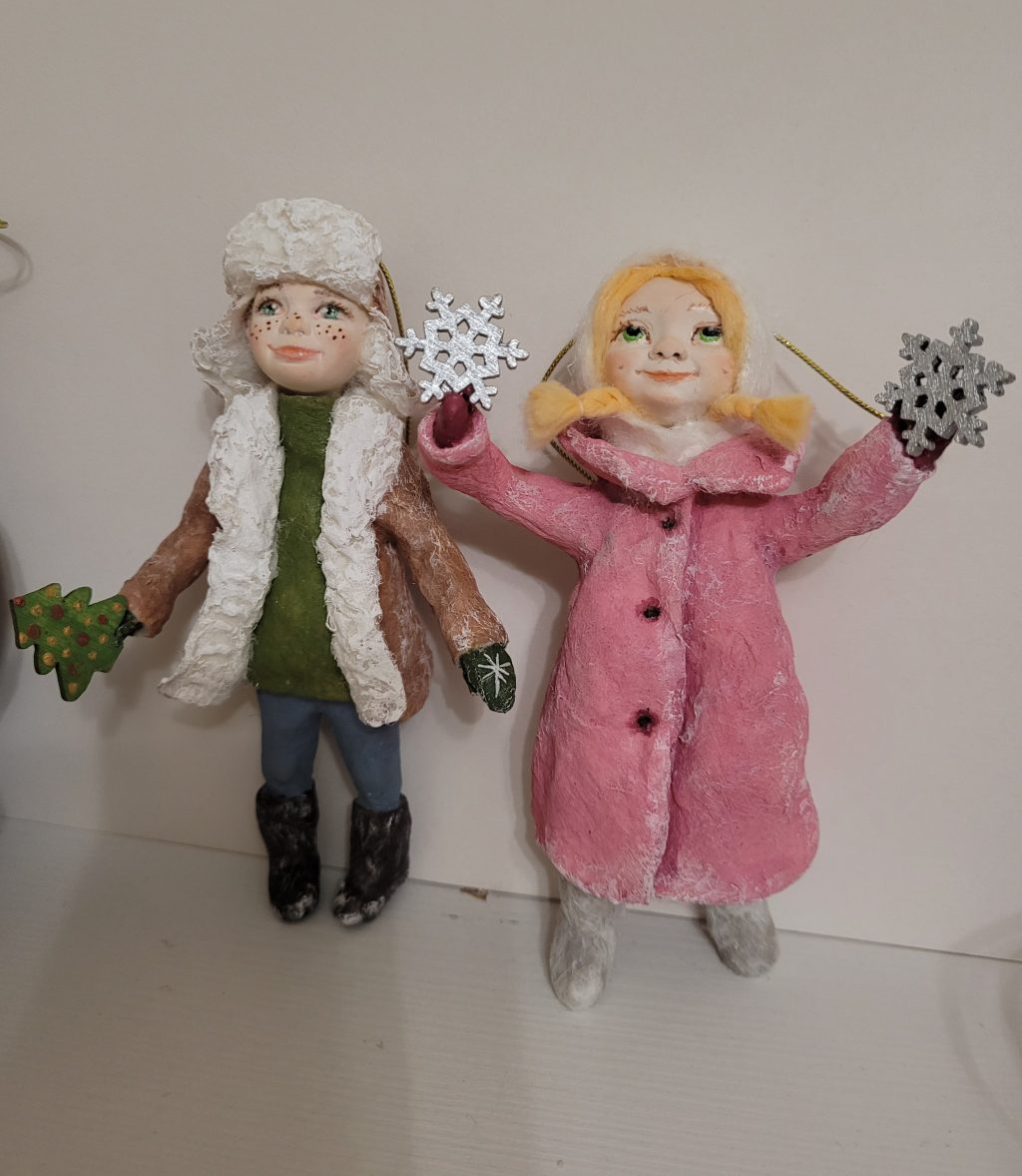 Куклы в шубках