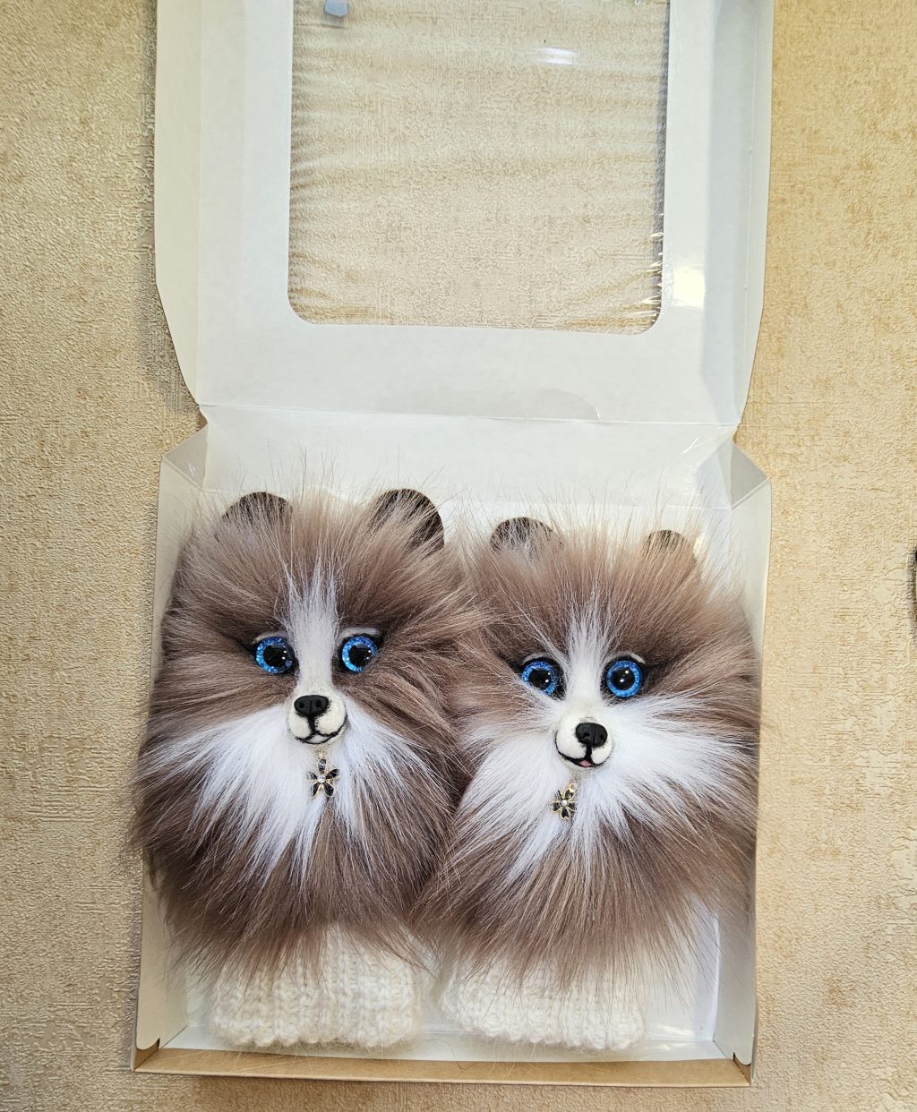 Варежки Звероварежки Собака Джулия