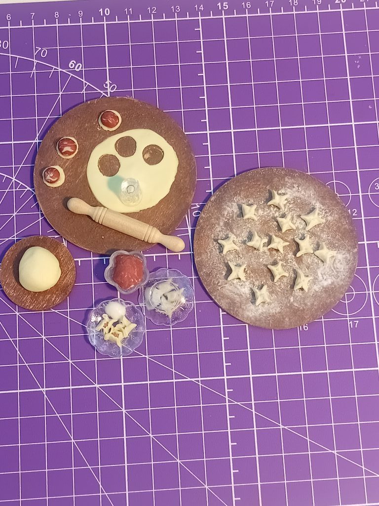 Набор миниатюры лепка пельменей, вареников в ассортименте