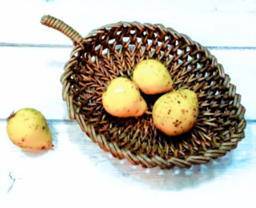 Поднос ажурный