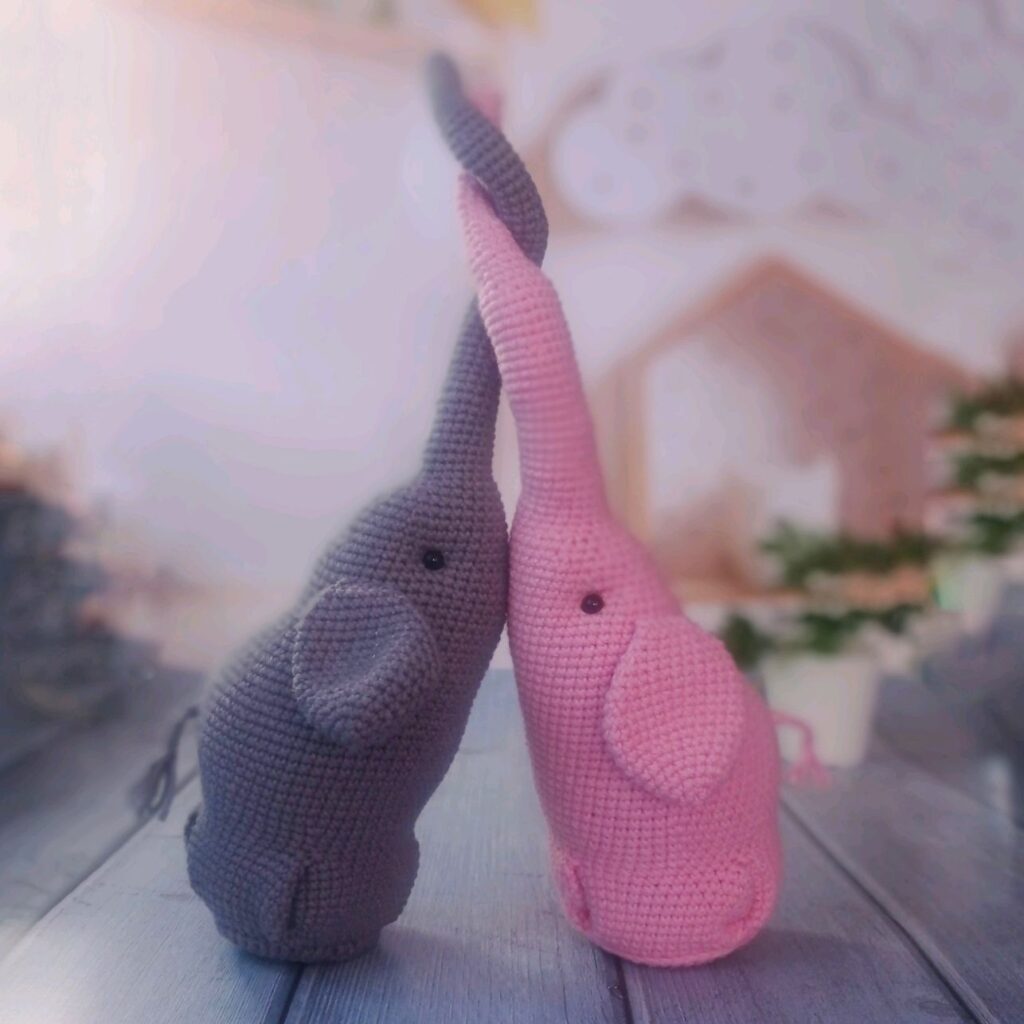 Влюбленные слоны