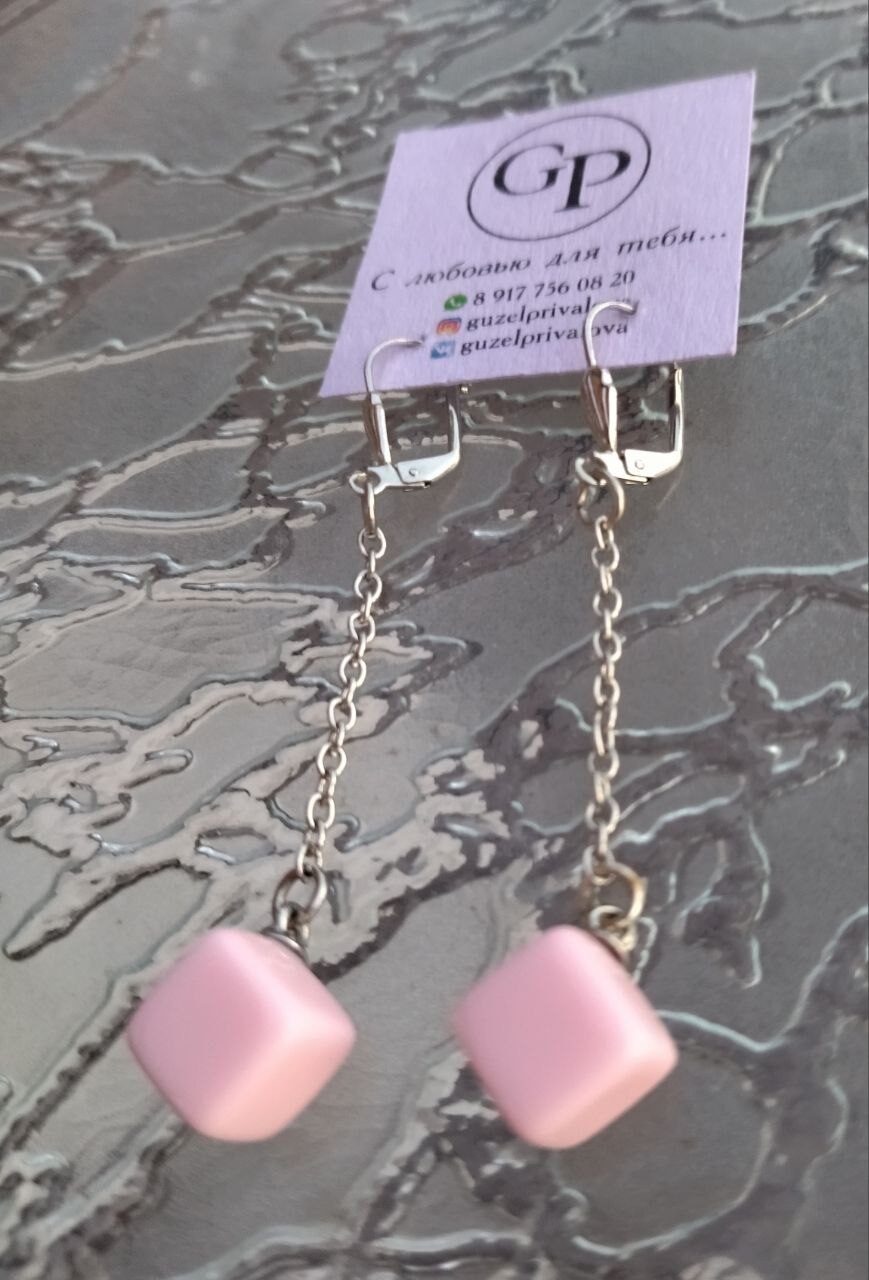 Серьги Кубики розовые