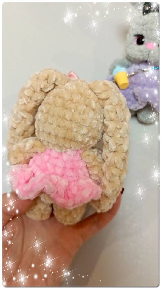 Зайка-малышка с длинными ушками